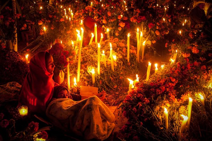 Oaxaca-México-Día de Muertos-Cementerio